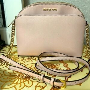 Michael Kors Powder Blush Jet Set Travel Dome Crossbody Bag